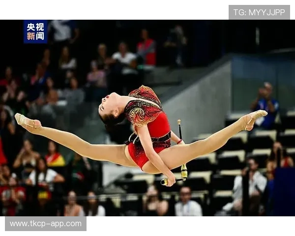 女子体操个人全能项目发展历程与技术创新分析